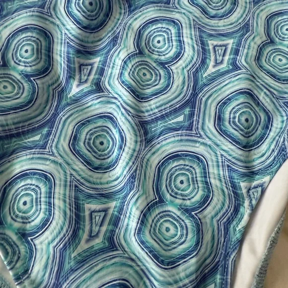 Crystal Blue Kyanite Two-Piece Set - Picture 3 of 10